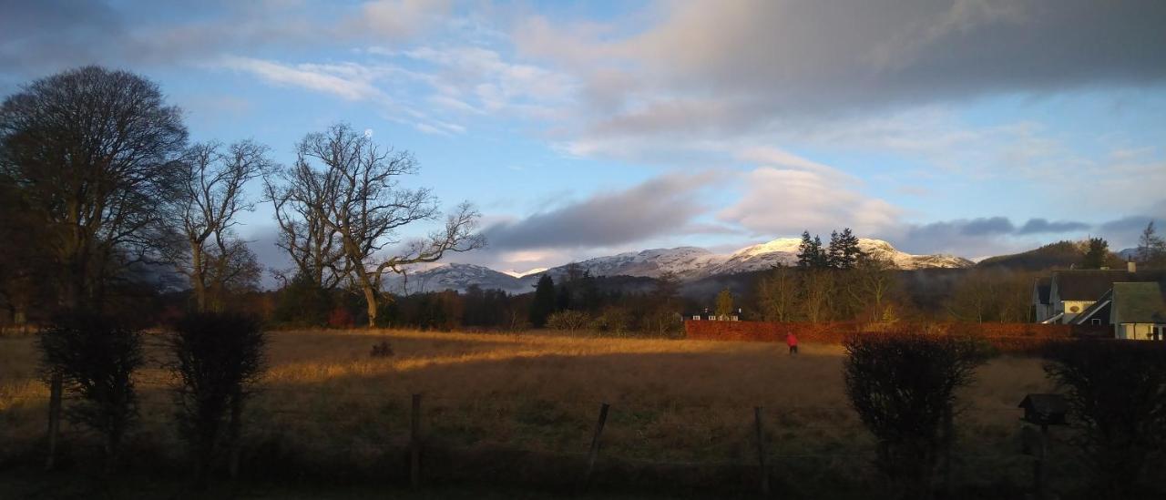 Aquila Retreats Bed and Breakfast Comrie Exteriör bild